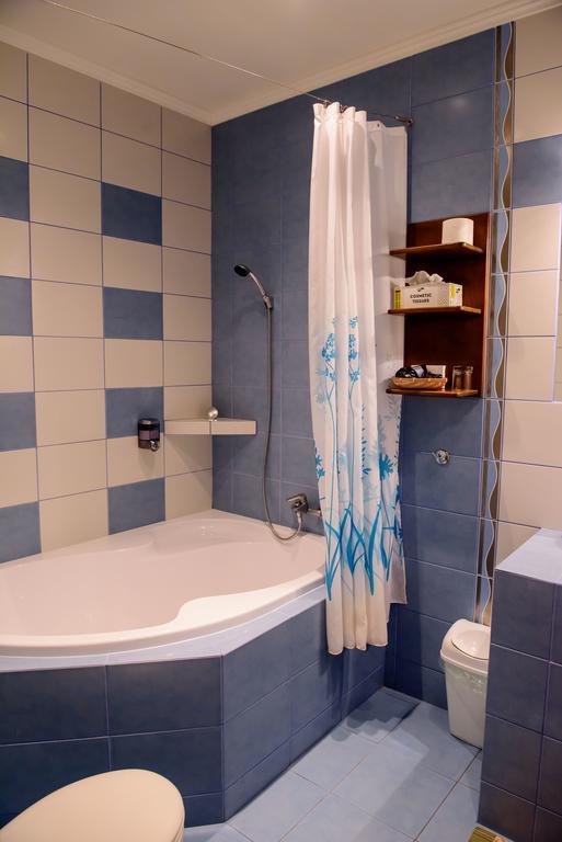 Hotel Slnecny Dvor Michalovce Zimmer foto
