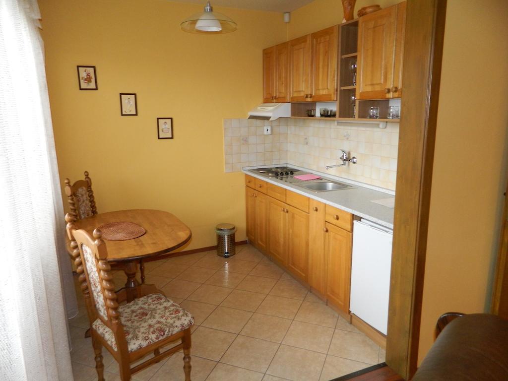 Hotel Slnecny Dvor Michalovce Zimmer foto